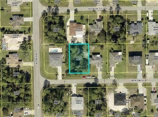 5568 Benton St, Lehigh Acres, FL 33971