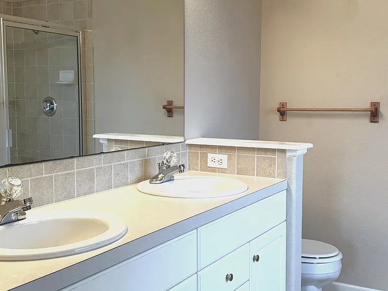 408 Strasburg Dr #1 — Photo 11