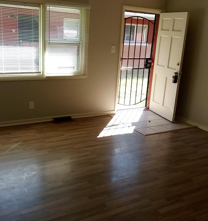 1st image of 2024 E Clay St