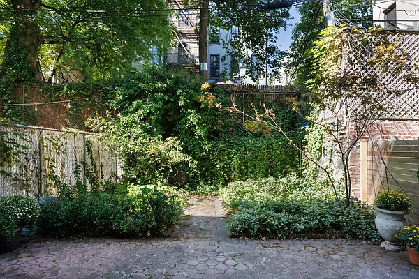Sold by Brown Harris Stevens | media 10