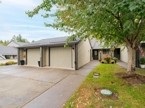 13820 NW 10th Ct APT E, Vancouver, WA 98685