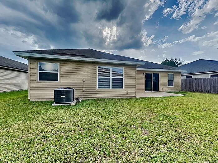 6463 Silk Leaf Ln — Photo 19