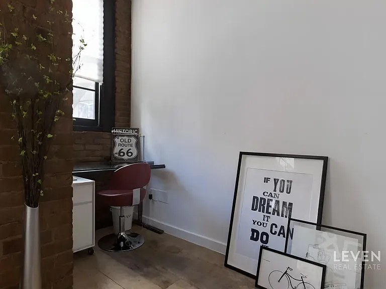 195 Prince St #3W — Photo 6