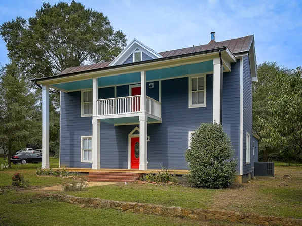 613 McLean St, Spring Hope, NC 27882