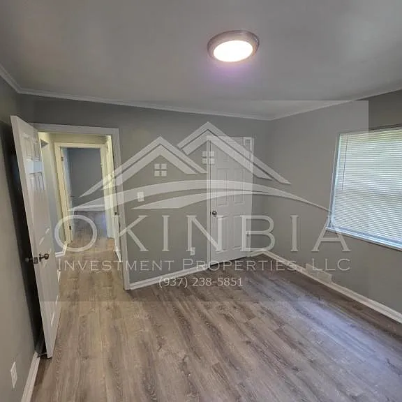 2815 Oxford Ave — Photo 12