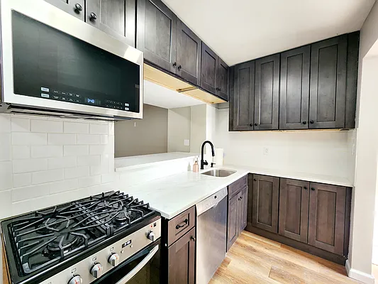 Rented by Brooklyn Property Group LLC | media 14