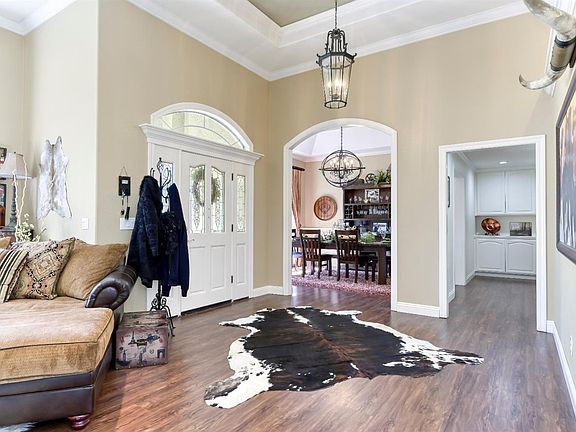 5th image of 8905 Little Creek Dr