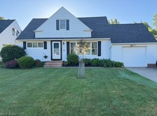 1559 Chelmsford Rd, Mayfield Heights, OH 44124