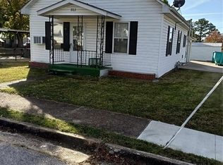 802 E Pear Ave, Owensville, MO 65066