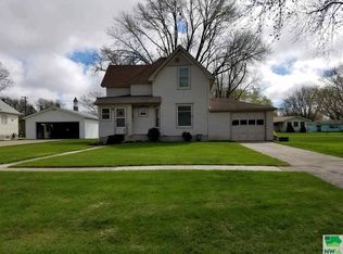 105 S Locust St, Marcus, IA 51035