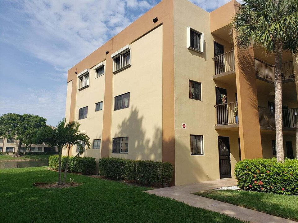 1st image of 7522 Ashmont Circle #101