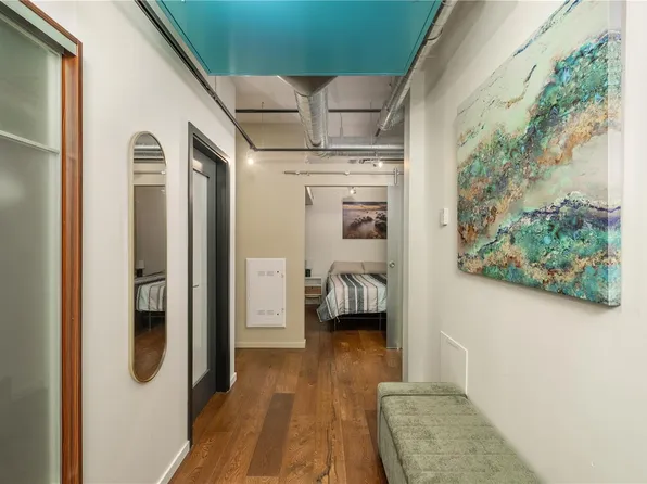 1029 View St #216, Victoria, BC V8V 0C9