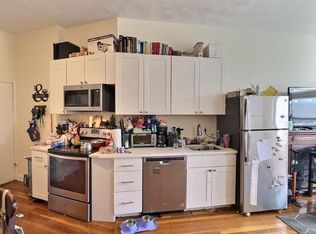 1482 Beacon St APT 11A, Brookline, MA 02446