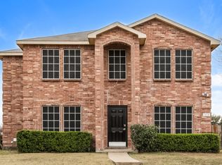 1054 Graystone Dr, Lancaster, TX 75134
