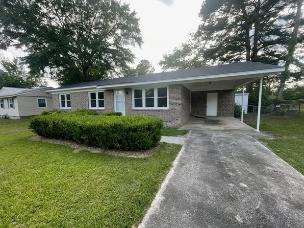 311 Hillside Dr, Sylvester, GA 31791