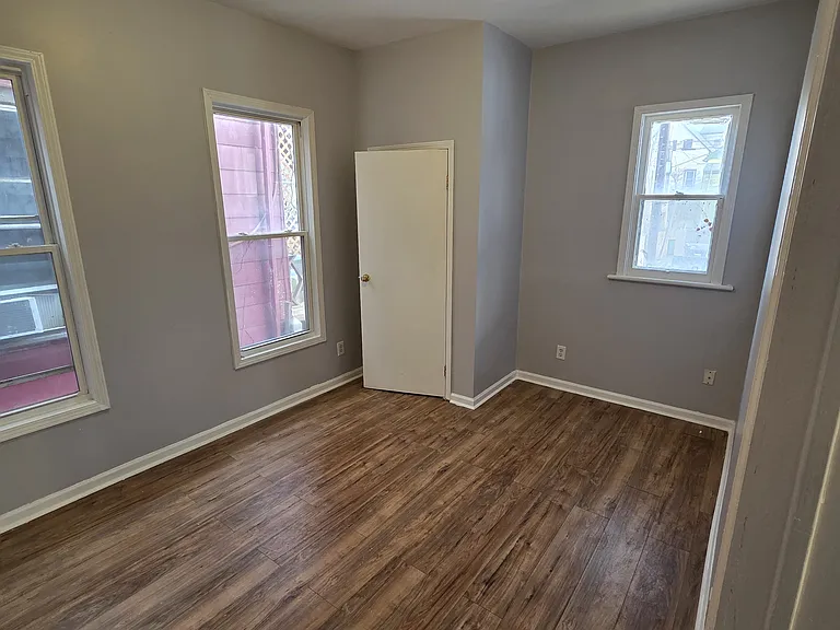 88 5th Ave #1 — Photo 17