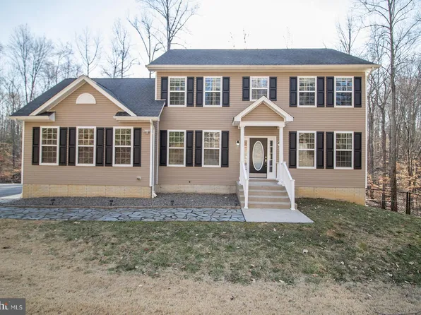 26652 Louise Ct, Mechanicsville, MD 20659