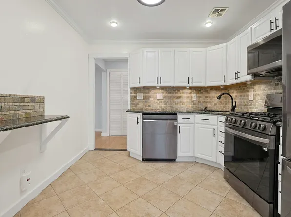 23 Country Club Lane, Pomona, NY 10970