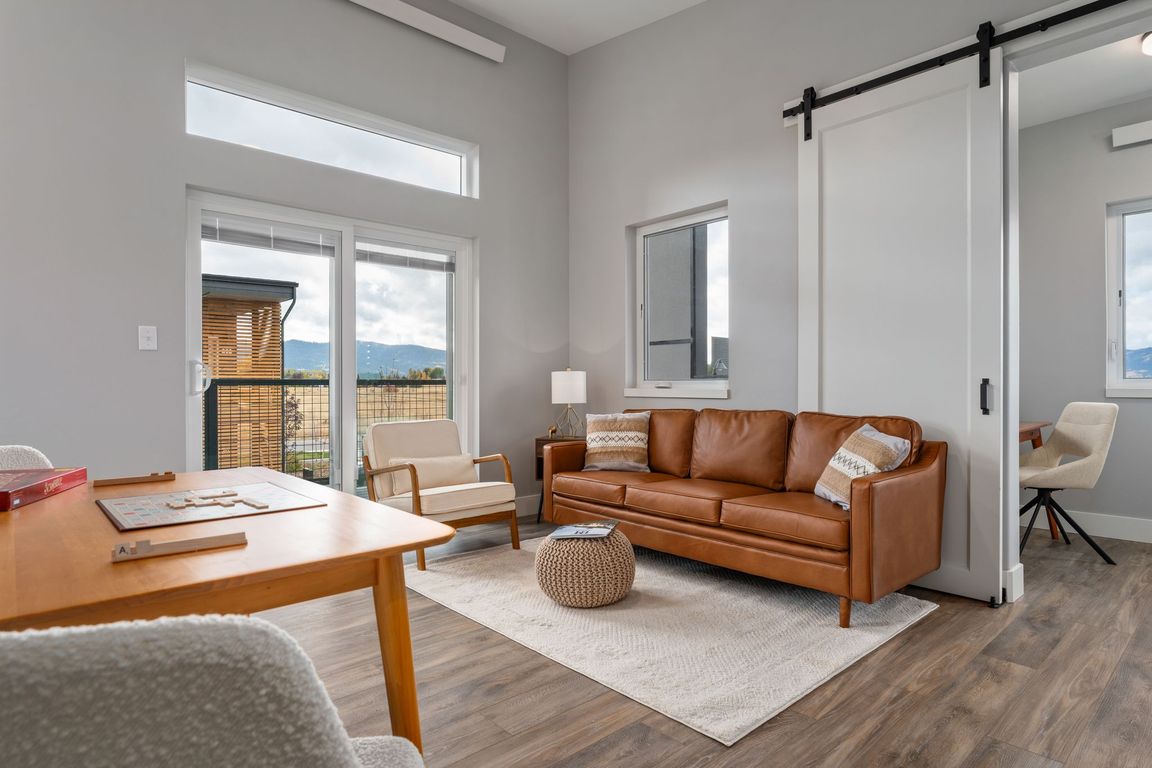 next background image