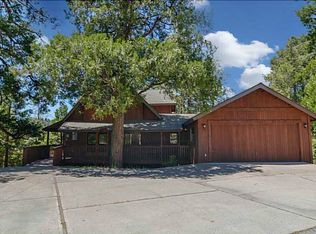 374 Grass Valley Rd, Lake Arrowhead, CA 92352