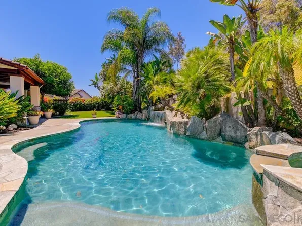 2321 Lomica Pl, Escondido, CA 92029