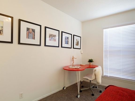 4th image of 1141 Biloxi Dr APT C