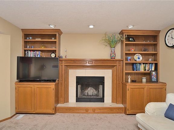 5th image of 1223 Sandalwood Ct SW