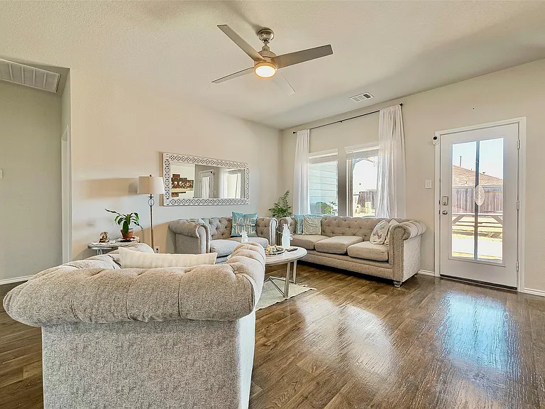 4110 Rapallo Ct — Photo 3