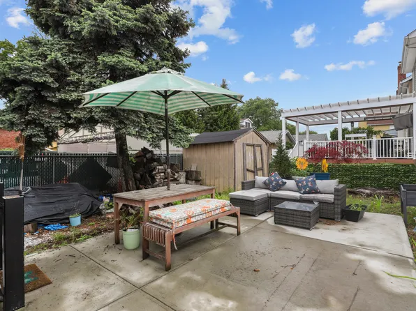 3215 Randall Avenue image 13 of 21