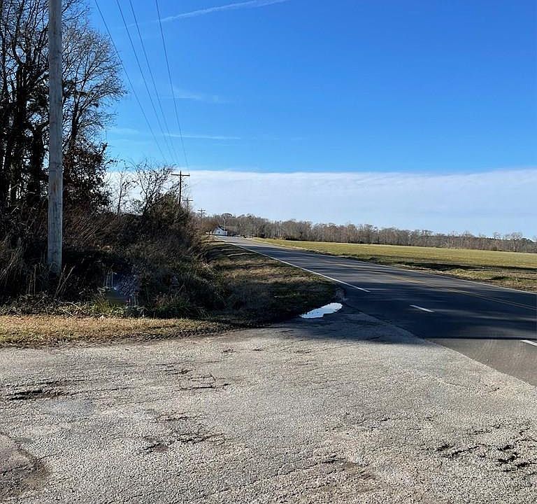 2nd image of Muddy Creek Rd