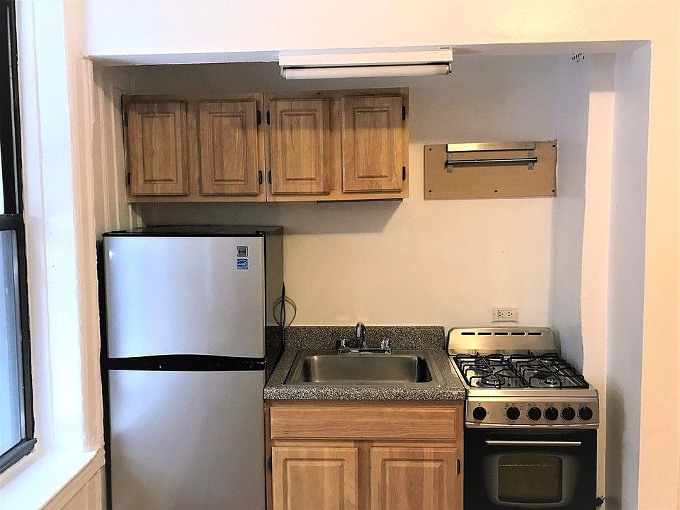 2nd image of 517 W 161st St #34A