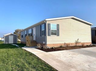 58600 Brookside Dr #141, New Haven, MI 48048