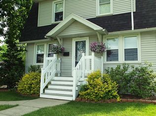 810 Elm St, Perrysburg, OH