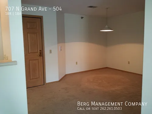 707 N Grand Ave #504 Photo 1