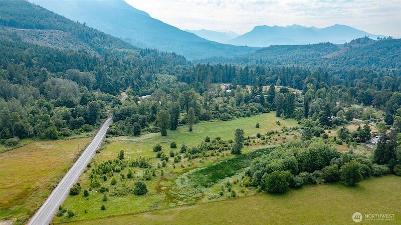 4th image of 48045 Moen Road
