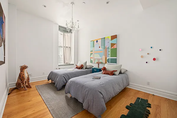 Sold by Corcoran | media 13