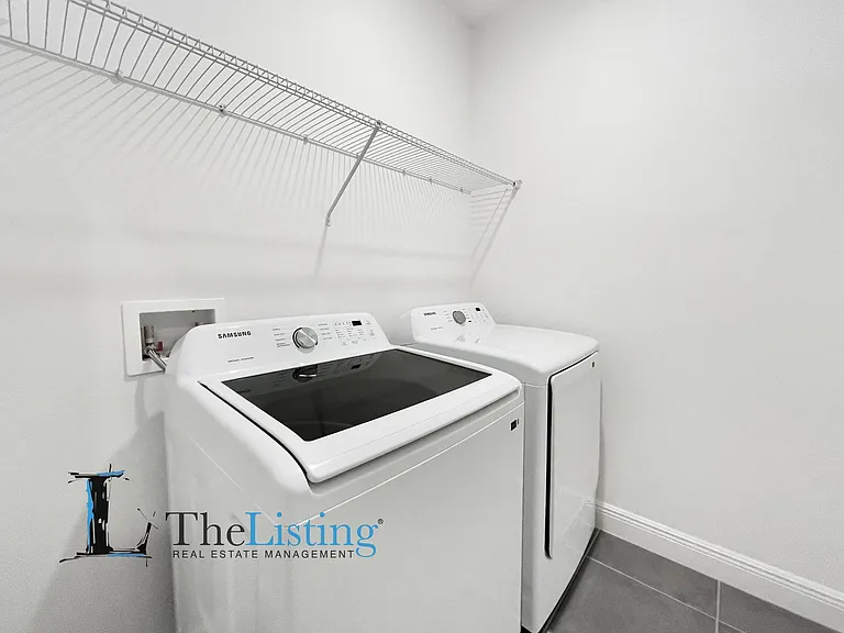 3875 Knotty Pine St — Photo 12