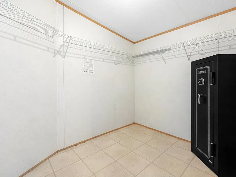 460 Red Oak Dr — Photo 14