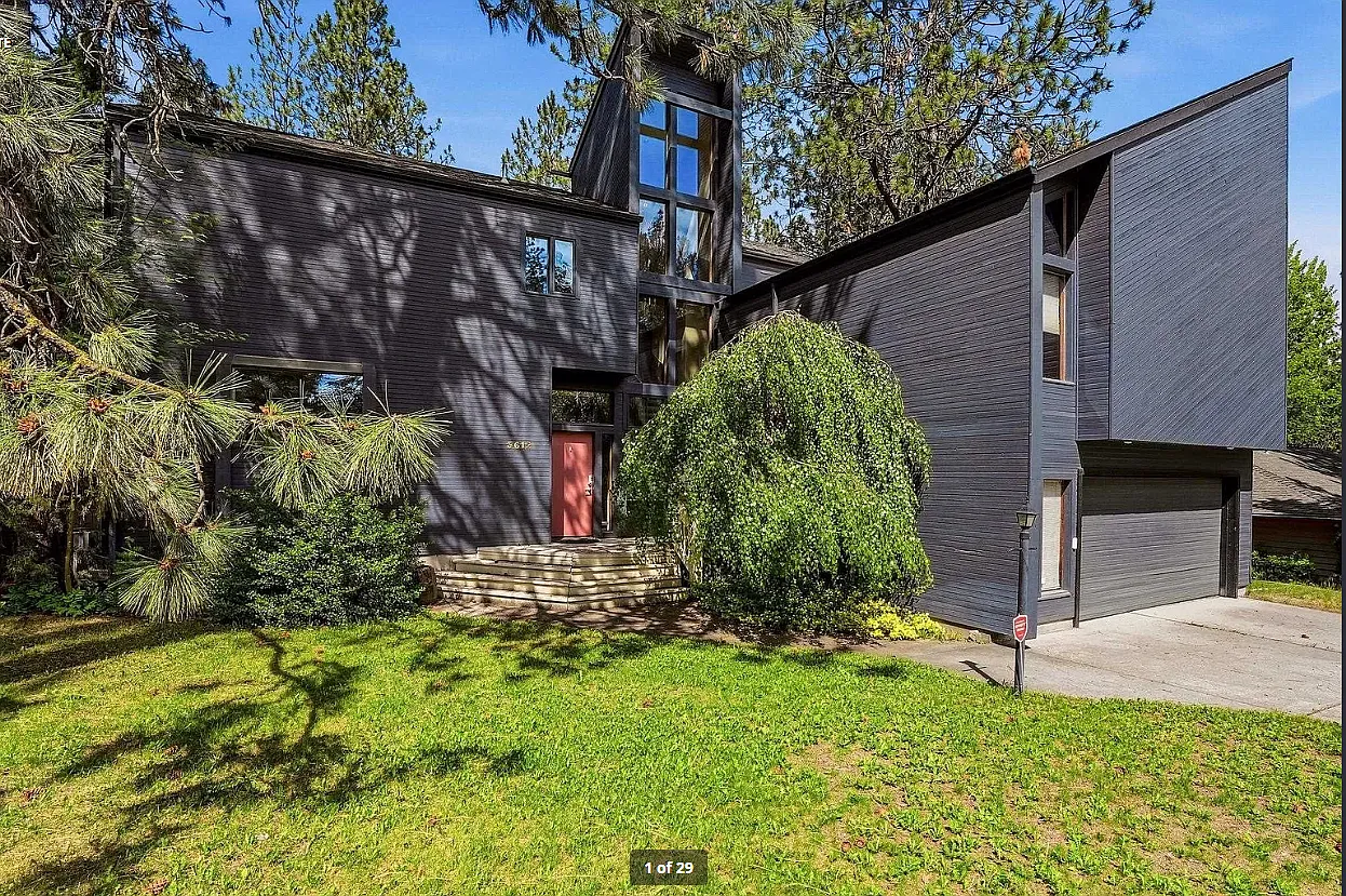 3 bed, 3677 sqft, $3,695 — Photo 2