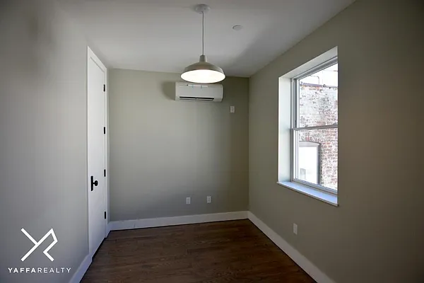 Rented by Yaffa Realty LLC | media 74