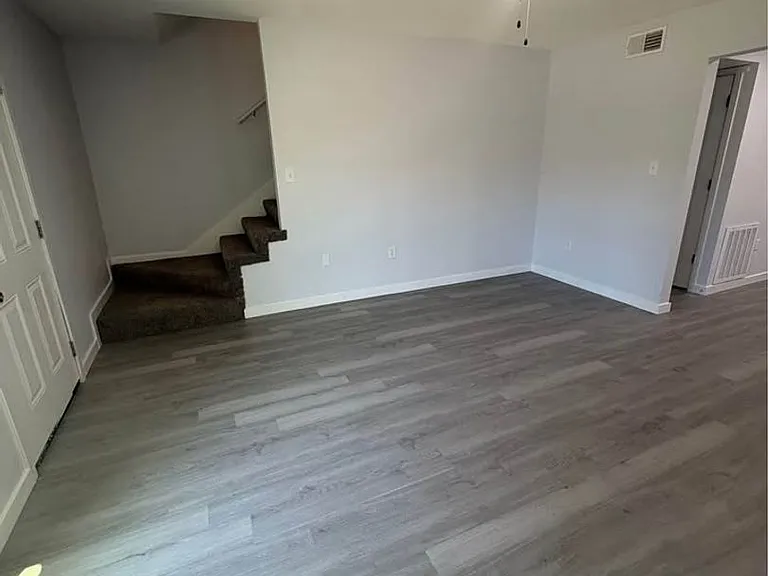 101 Plantation Pl #1 — Photo 3