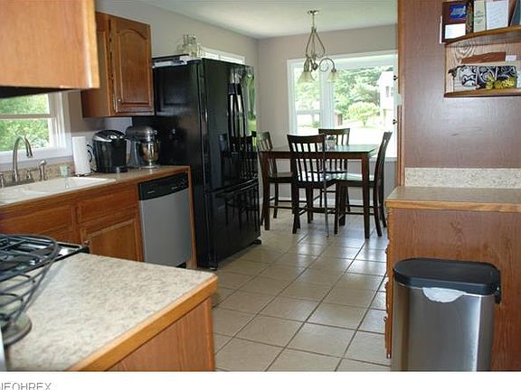 4th image of 66 W Ingleside Dr