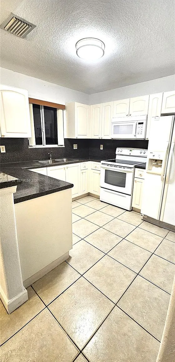 Bella Colina Condo — Photo 3