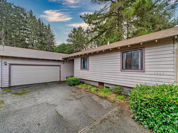 7003 London Dr, Eureka, CA 95503