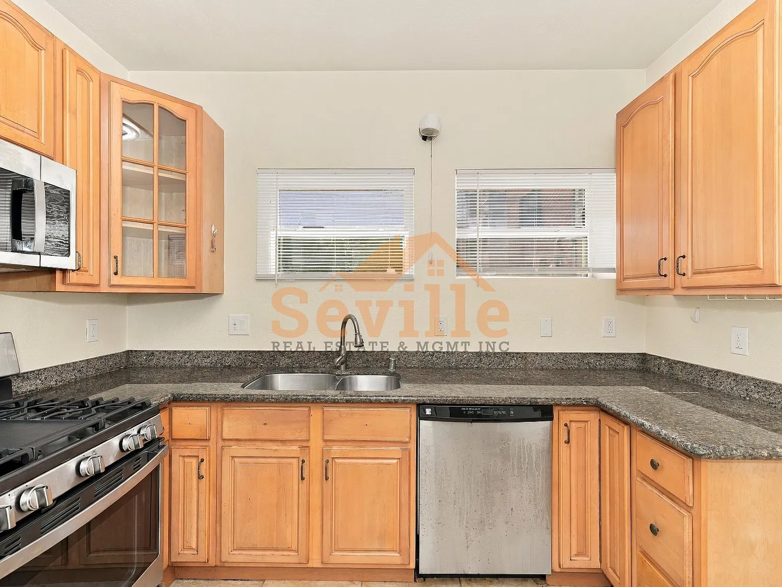 2 bed, 701 sqft, $2,495 — Photo 4