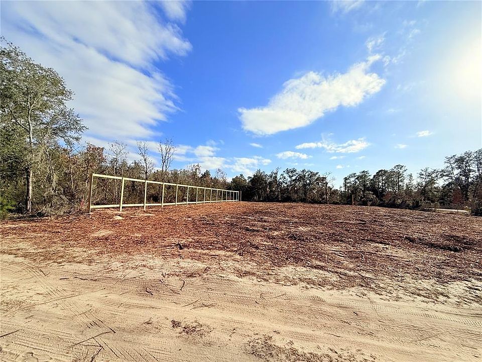 1st image of 0 NE 67th Ln Lot 1