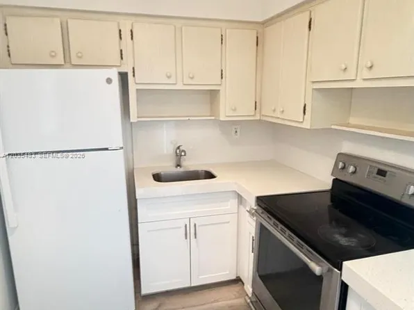 20200 NE 27th Ct, Aventura, FL
