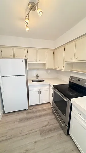 20200 NE 27th Ct Photo 1
