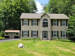 107 Birchwood Rd, Blakeslee, PA 18610