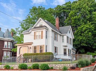 743 Bridge St, Lowell, MA 01850